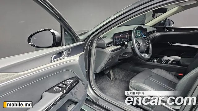 2025 Kia K5 — photo 26