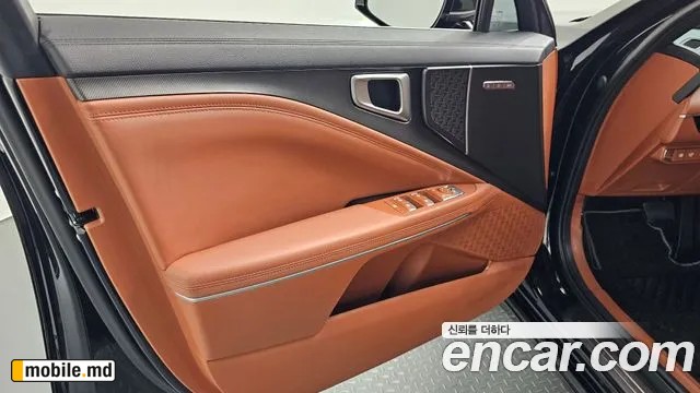 2025 Kia K8 — photo 24