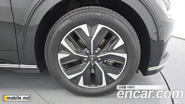 2023 Kia EV6 — photo 21