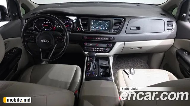 2018 Kia Canival — photo 7