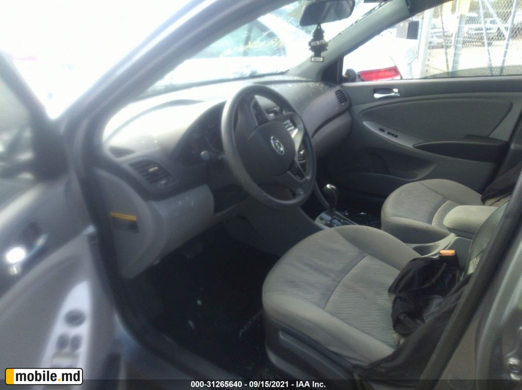 2014 Hyundai Accent — photo 5