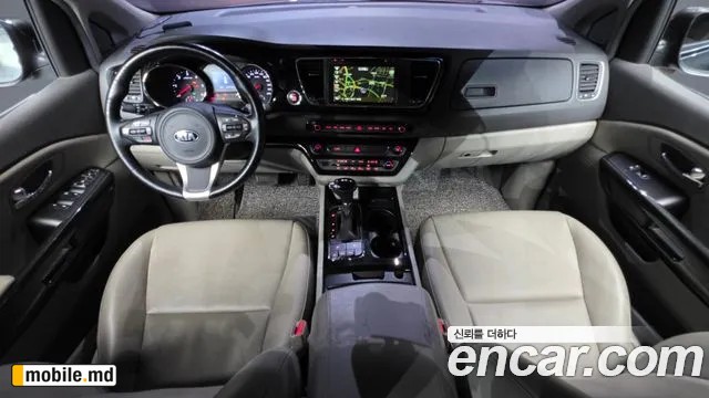 2016 Kia Canival — photo 7