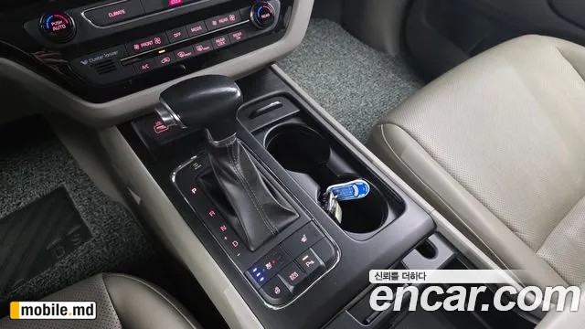 2018 Kia Canival — photo 9