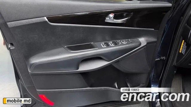 2019 Kia Sorento — photo 24