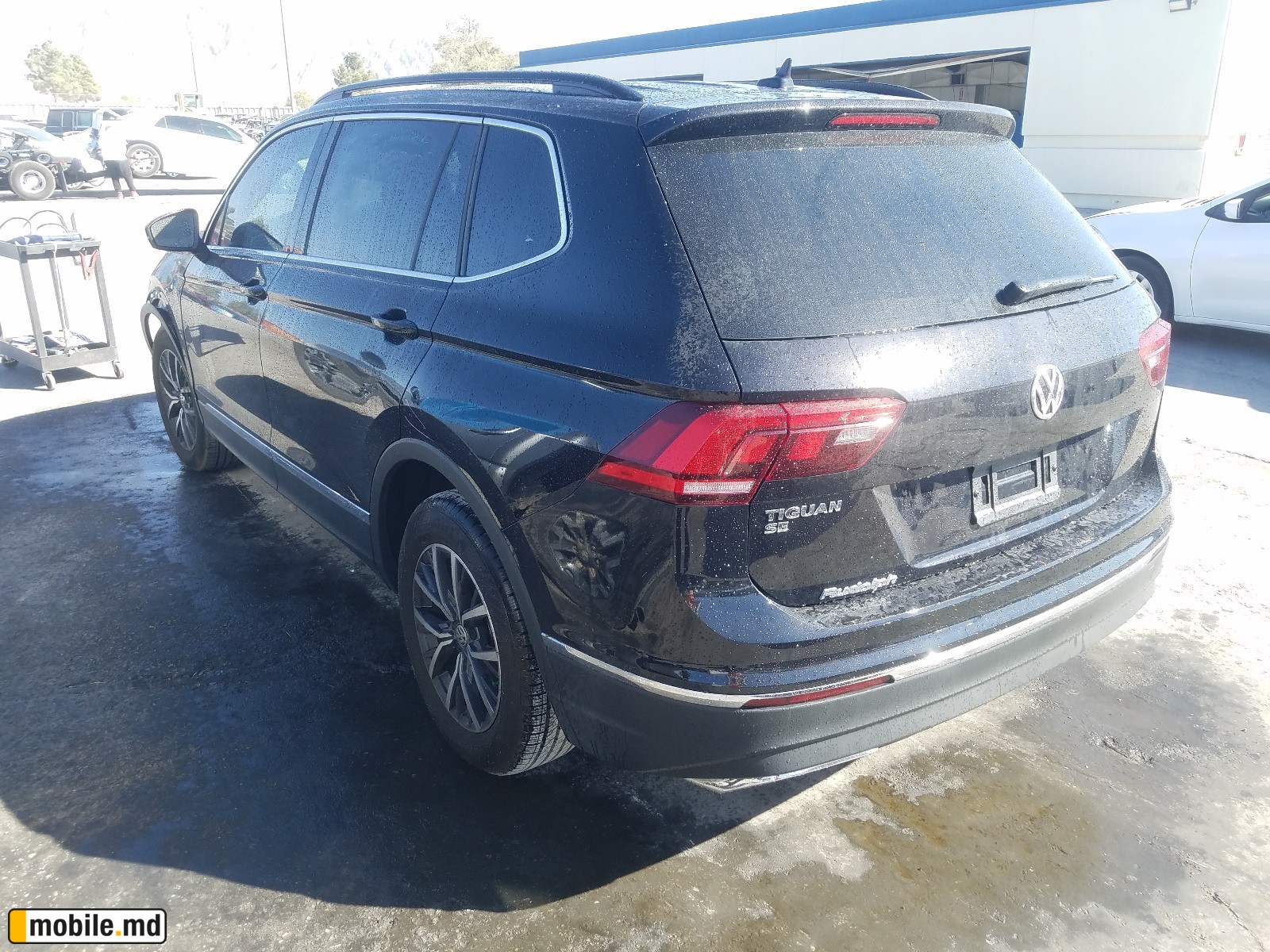 2020 Volkswagen Tiguan — photo 3