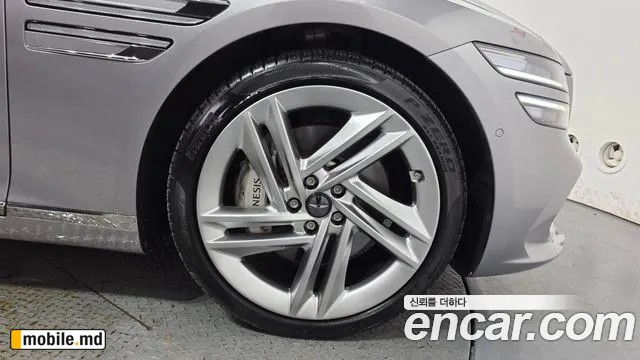 2025 Genesis G80 — photo 21