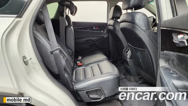 2016 Kia Sorento — photo 11