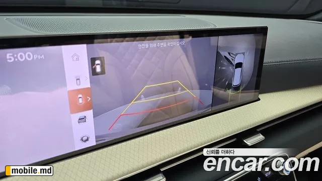 2025 Genesis GV80 — photo 15