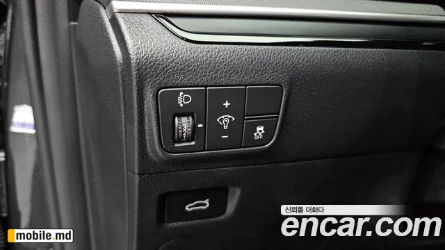 2025 Kia K5 — photo 18
