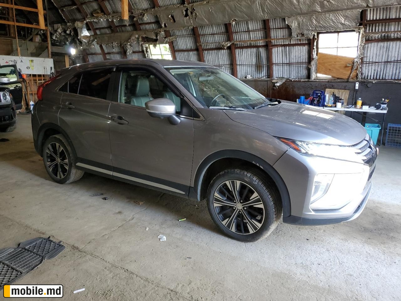 2019 Mitsubishi Eclipse — photo 4