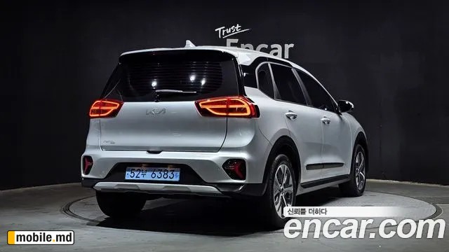 2023 Kia Niro — photo 2