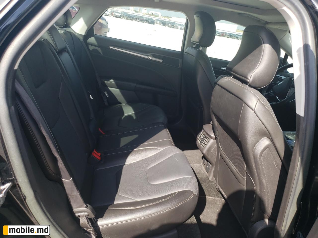 2016 Ford Fusion — photo 10