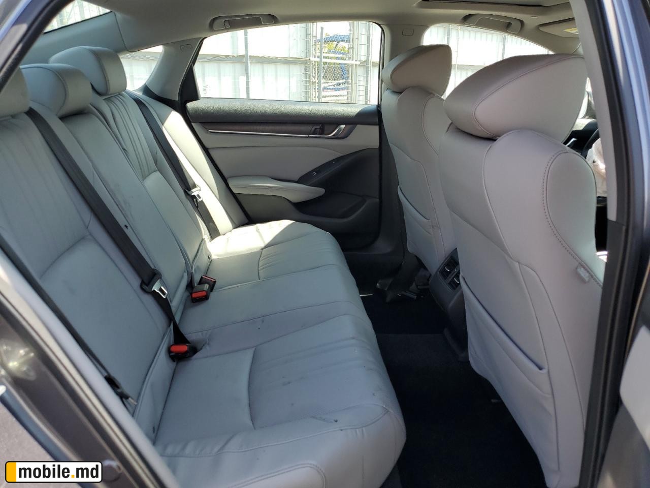 2018 Honda Accord — photo 10