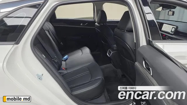 2026 Kia K5 — photo 12