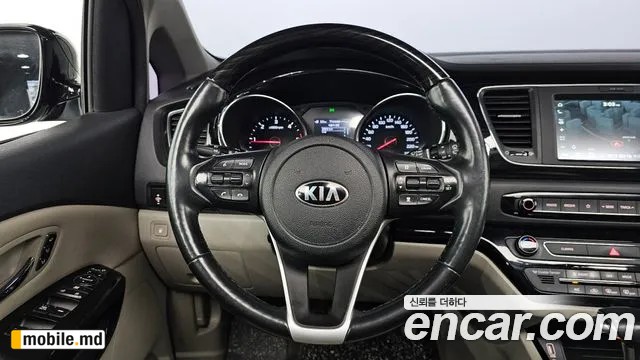 2019 Kia Canival — photo 13