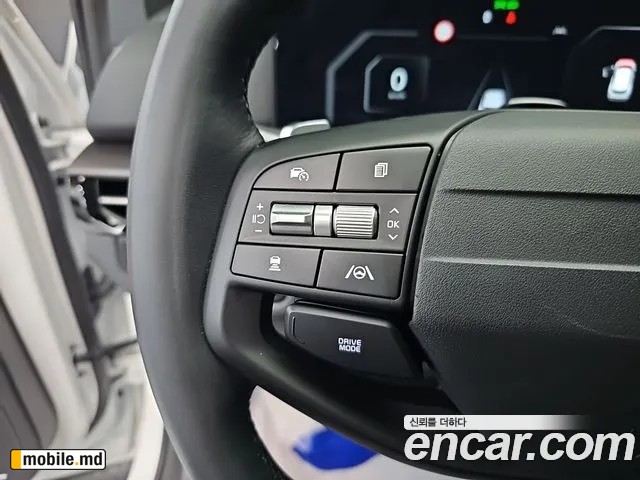2025 Kia Sportage — photo 13