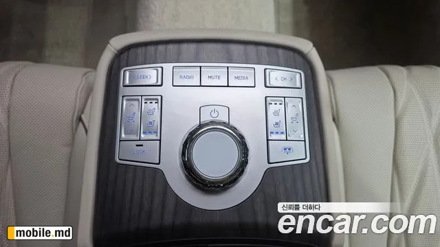 2025 Genesis G80 — photo 38