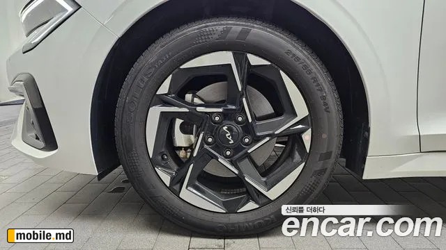 2026 Kia K5 — photo 5