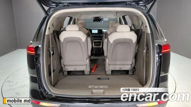 2022 Kia Canival — photo 18
