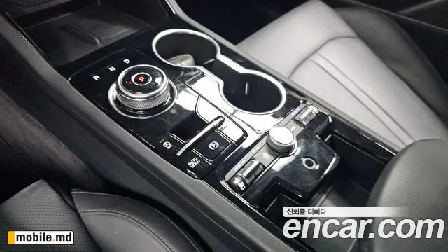 2025 Kia K5 — photo 9