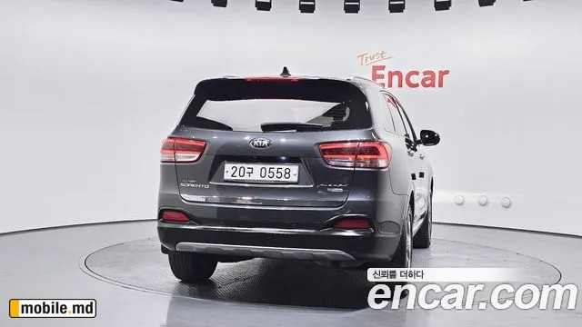 2016 Kia Sorento — photo 4