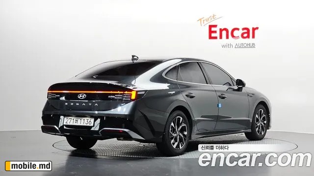 2025 Hyundai Sonata — photo 2