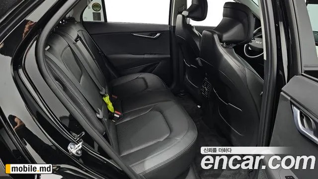 2024 Kia Niro — photo 12