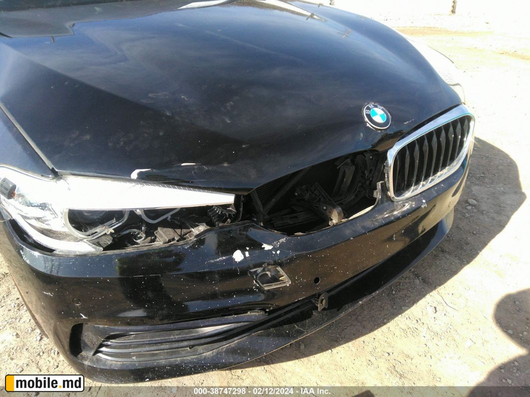 2017 BMW 530I Xdrive — photo 6