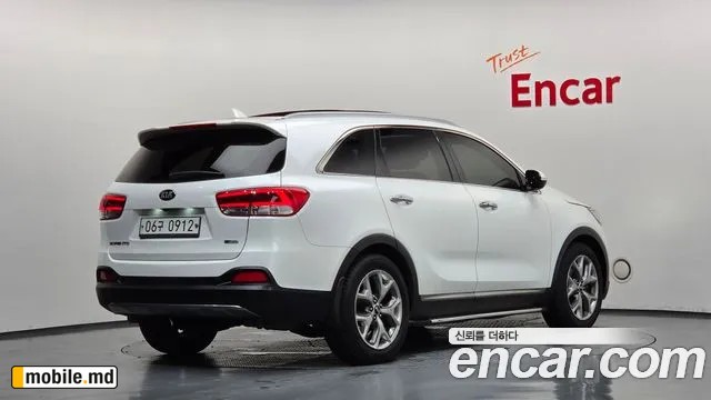 2016 Kia Sorento — photo 2