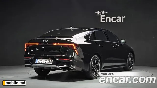 2025 Kia K5 — photo 2