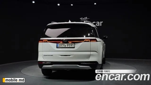 2021 Kia Canival — photo 4