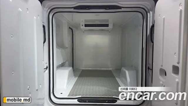 2025 Hyundai ST1 — photo 20