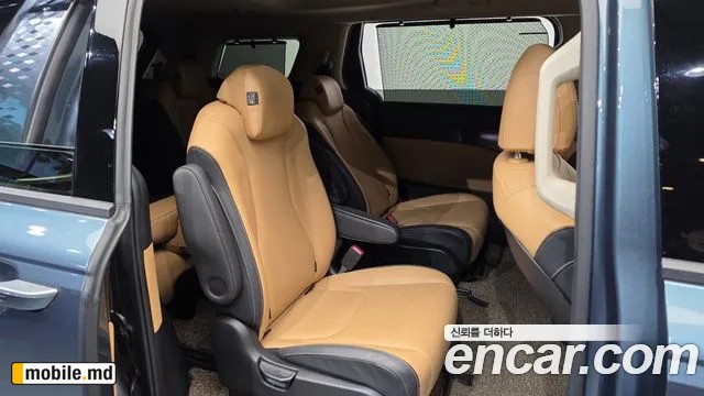 2021 Kia Canival — photo 12