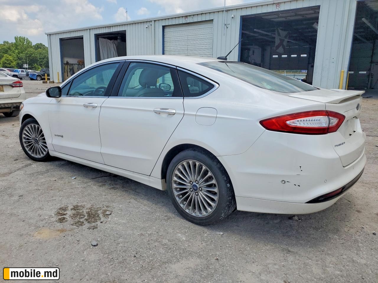 2014 Ford Fusion — photo 2