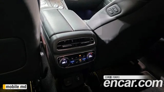 2021 Genesis GV80 — photo 18