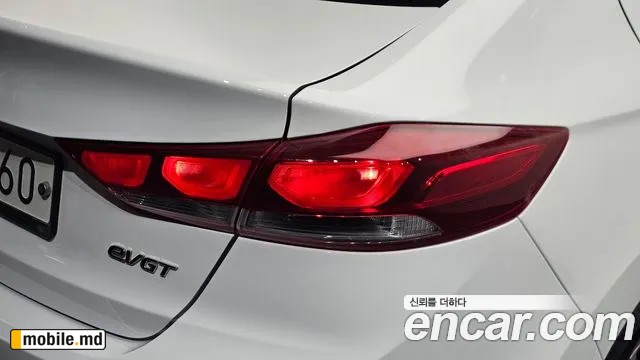 2016 Hyundai Avante — photo 23