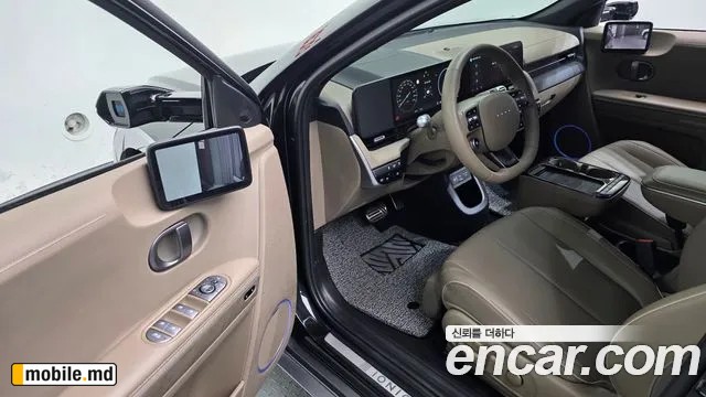 2025 Hyundai IONIQ — photo 12