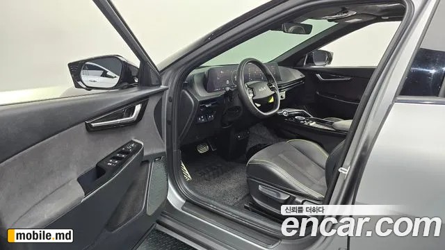 2023 Kia EV6 — photo 10