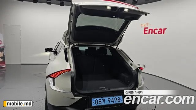 2023 Kia EV6 — photo 34