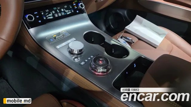 2025 Genesis GV70 — photo 9