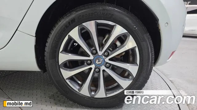 2021 Renault Zoe — photo 21