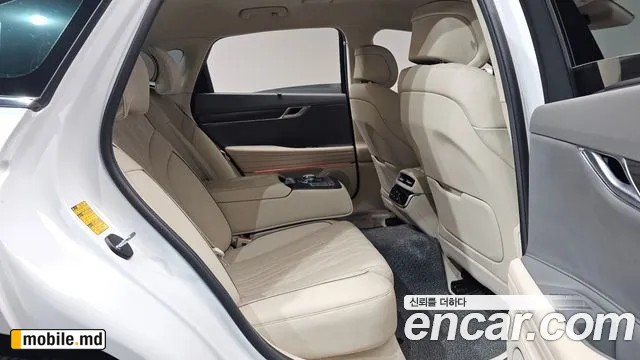 2026 Genesis G80 — photo 11