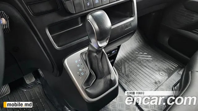 2022 Hyundai Staria — photo 9