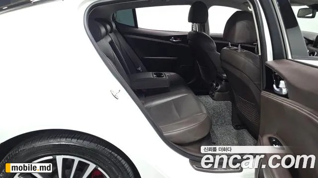 2018 Kia Stinger — photo 11