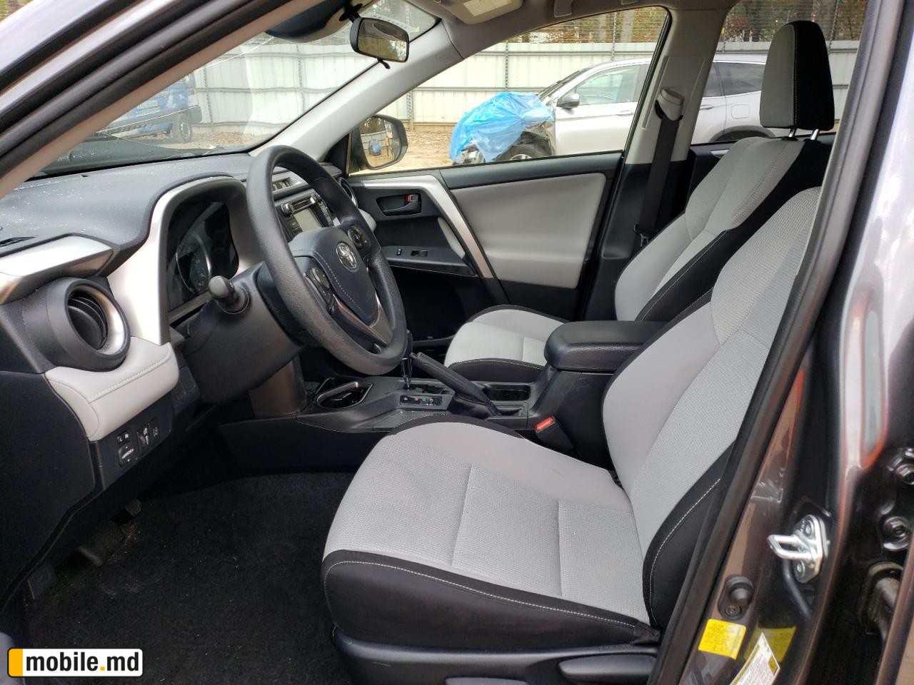 2018 Toyota RAV4 — photo 7