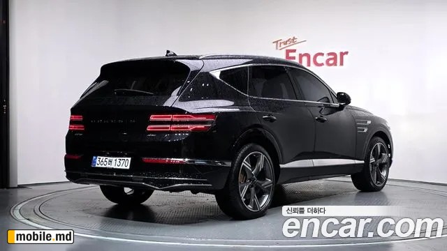 2025 Genesis GV80 — photo 2