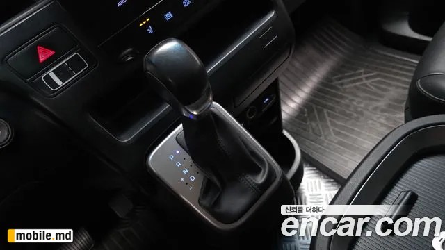 2022 Hyundai Staria — photo 9