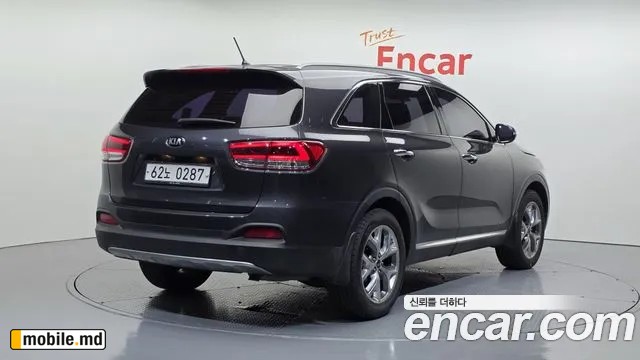 2016 Kia Sorento — photo 2