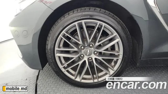 2019 Genesis G70 — photo 5