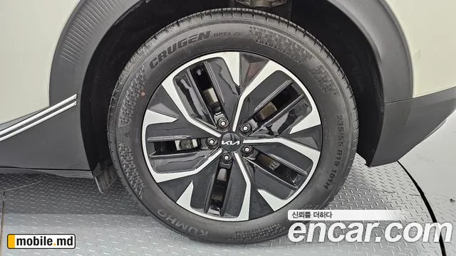2023 Kia EV6 — photo 21